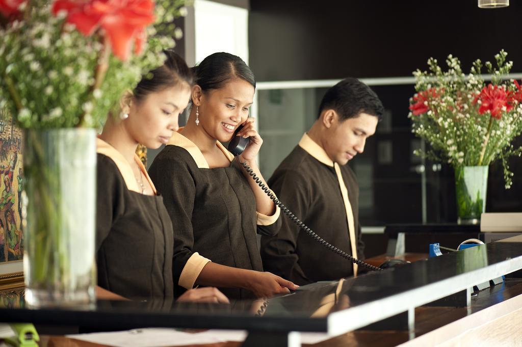 เอ็มซิตี้ สวีทส์ Hotel Cebu ภายนอก รูปภาพ