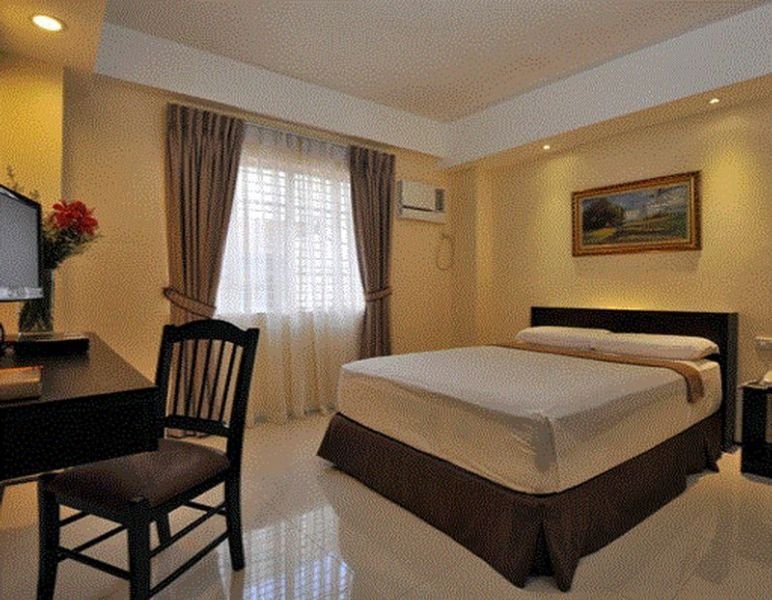 เอ็มซิตี้ สวีทส์ Hotel Cebu ภายนอก รูปภาพ