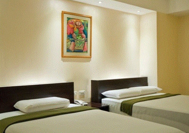เอ็มซิตี้ สวีทส์ Hotel Cebu ภายนอก รูปภาพ