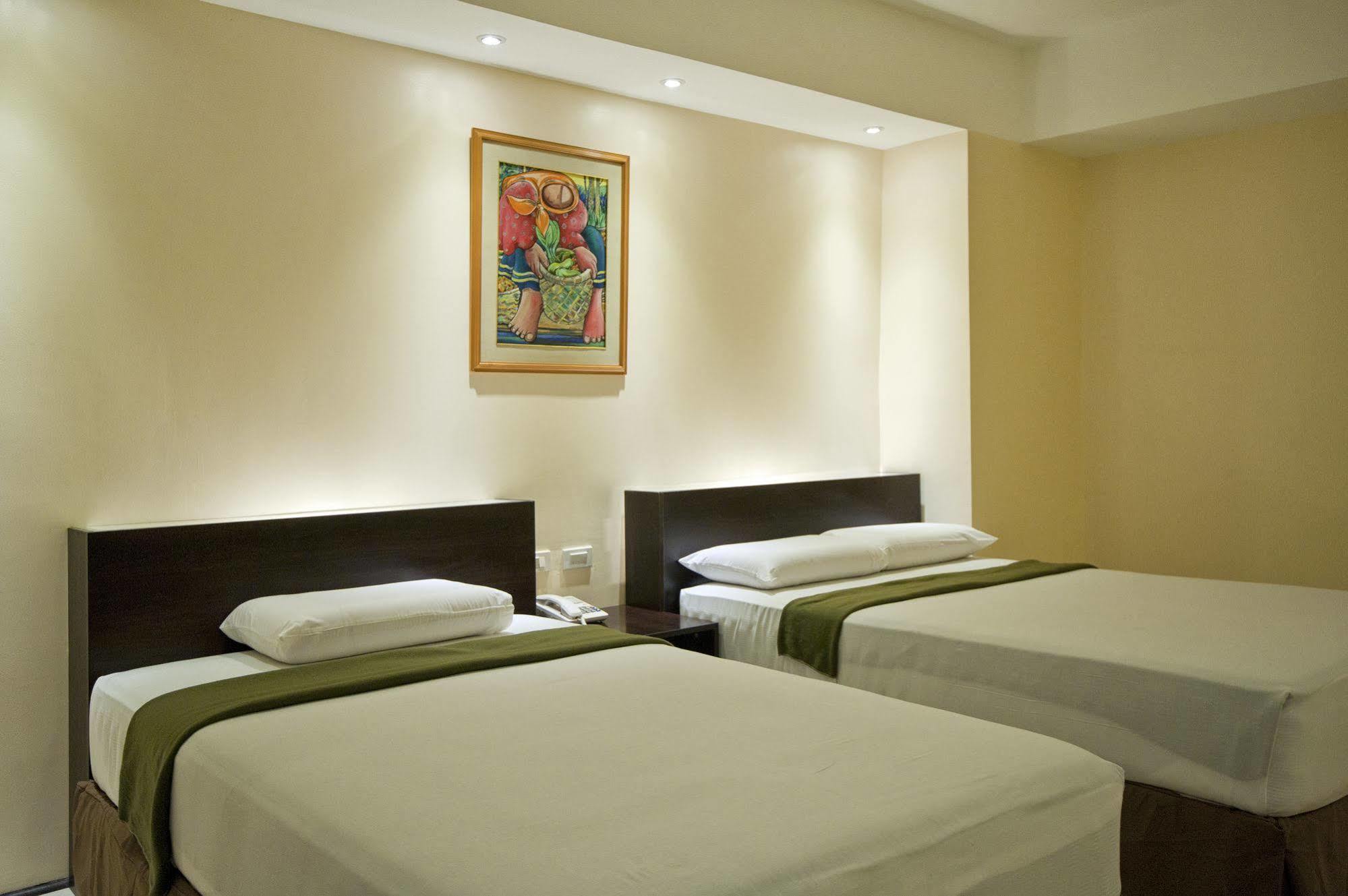 เอ็มซิตี้ สวีทส์ Hotel Cebu ภายนอก รูปภาพ