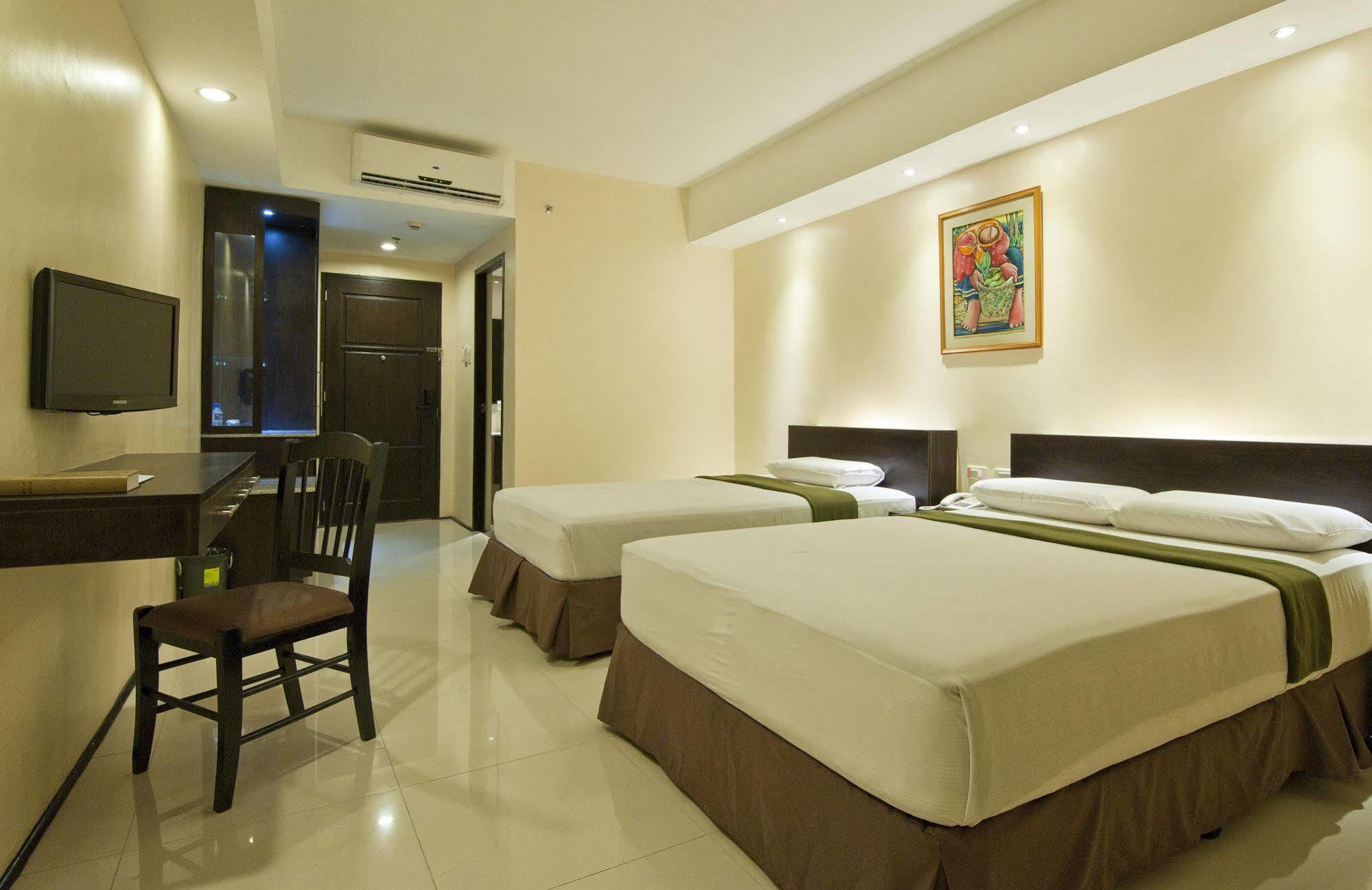 เอ็มซิตี้ สวีทส์ Hotel Cebu ภายนอก รูปภาพ