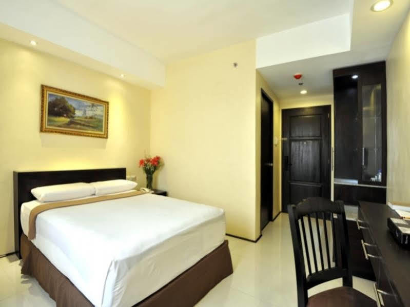 เอ็มซิตี้ สวีทส์ Hotel Cebu ภายนอก รูปภาพ