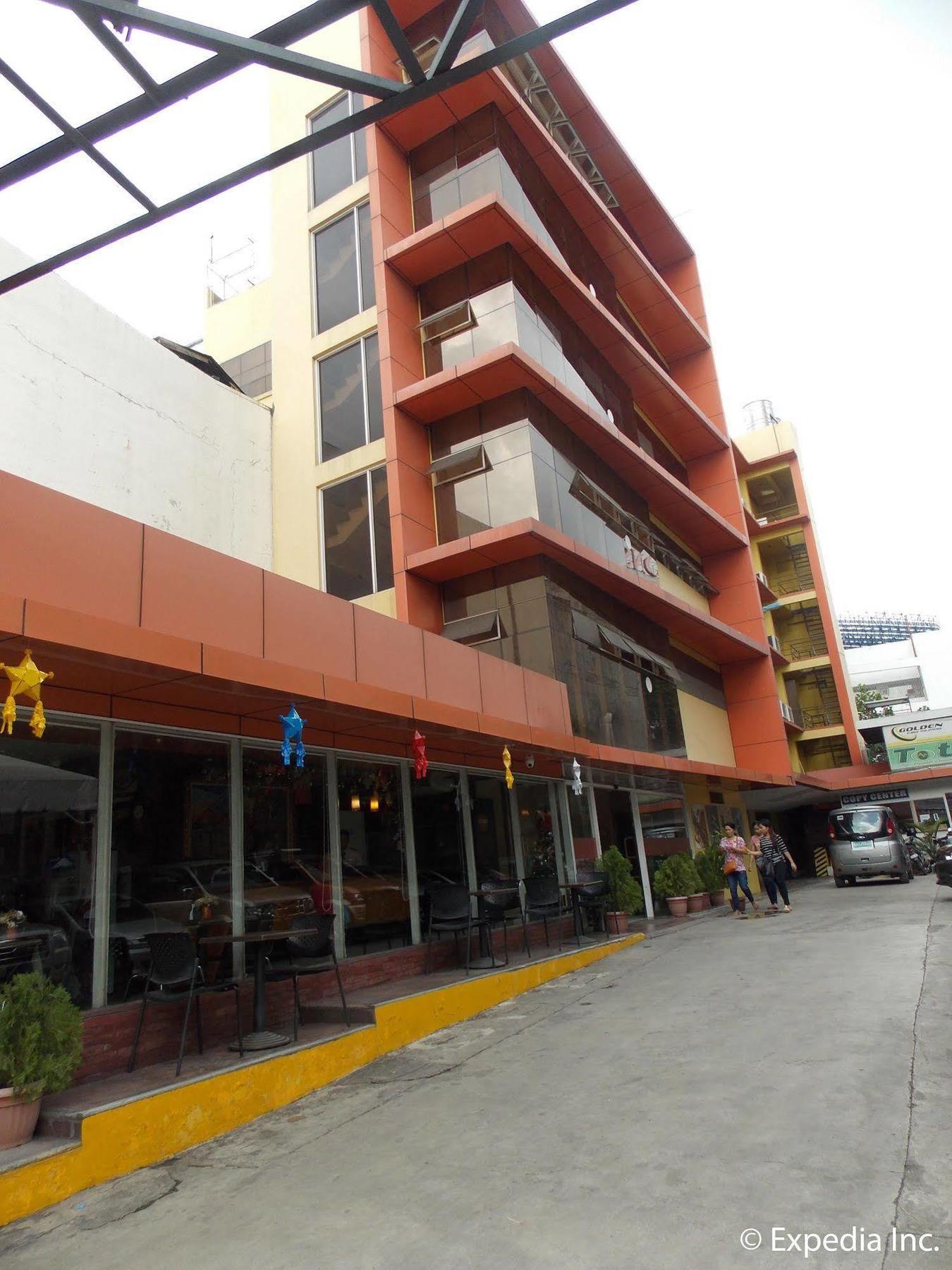 เอ็มซิตี้ สวีทส์ Hotel Cebu ภายนอก รูปภาพ