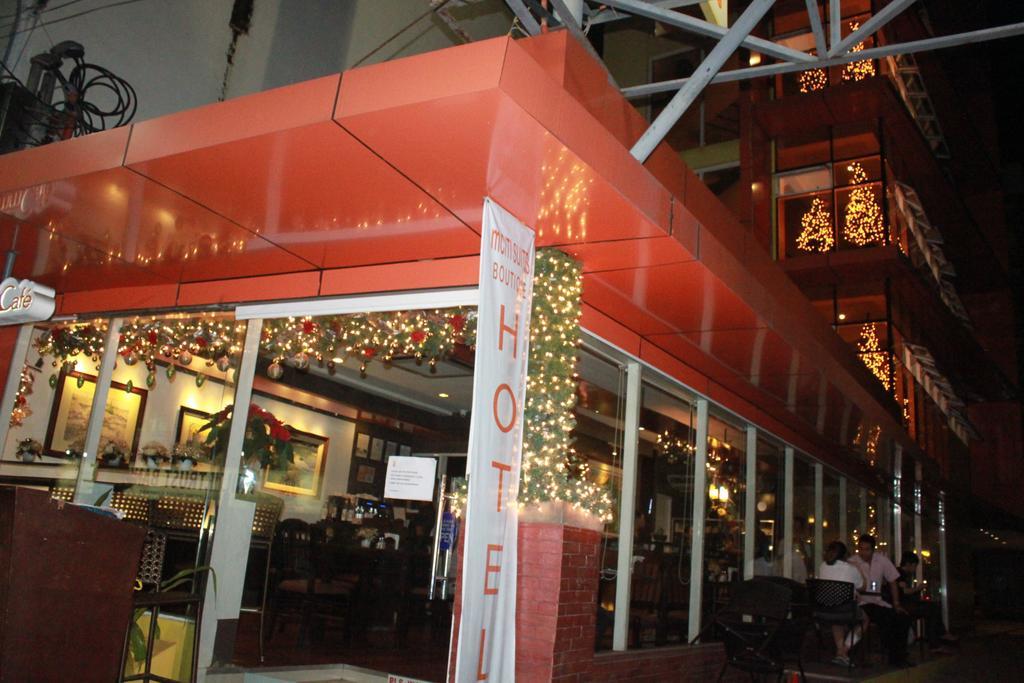 เอ็มซิตี้ สวีทส์ Hotel Cebu ภายนอก รูปภาพ